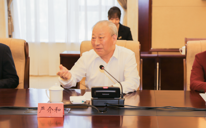 同新疆伊犁州黨委書記楊秀理會(huì)談2.png
