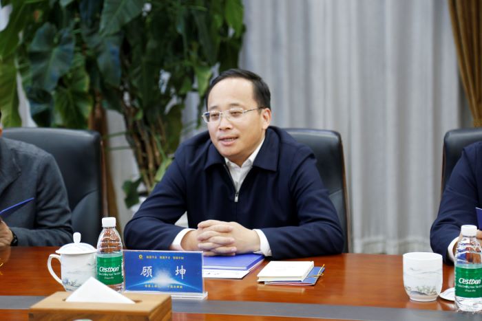 20240927嚴(yán)昊主席與江蘇淮安市委副書記、市長顧坤會談3.jpg